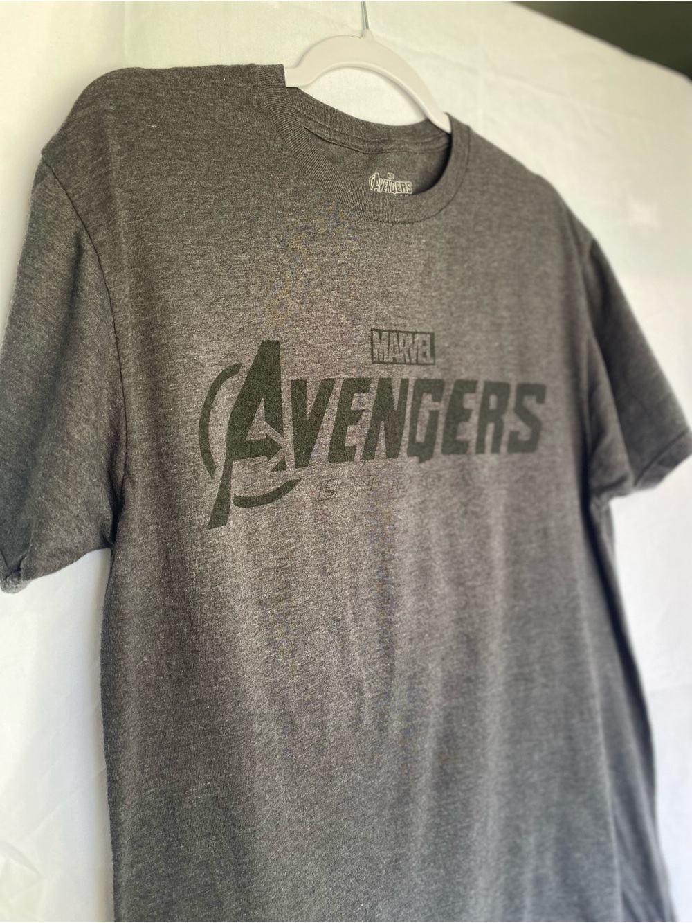 Marvel Avengers Endgame Graphic Logo Crew Neck Short Sleeve Gray Men Tee Large - Picture 2 of 7